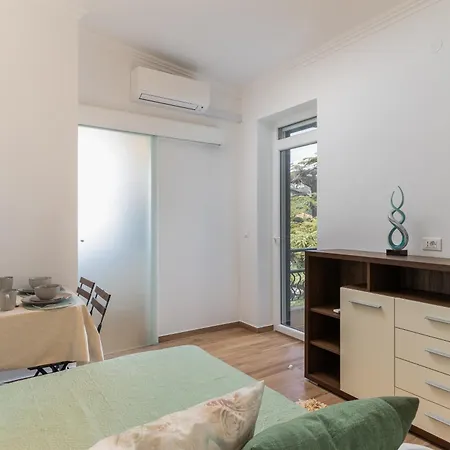 Luxury Sunset Apartment