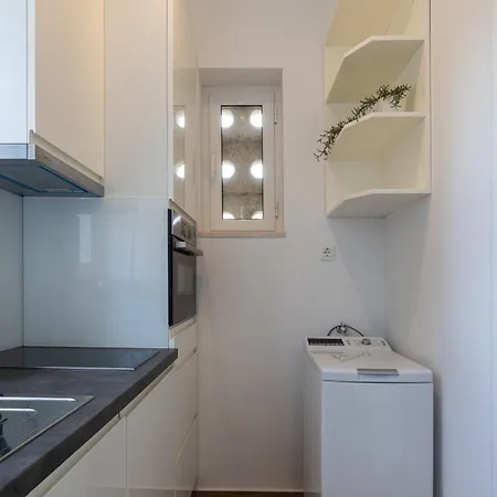 Luxury Sunset Apartment