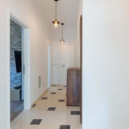 Luxury Sunset Apartments-free Parking