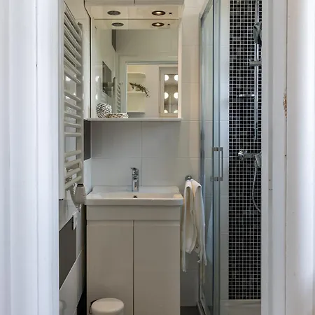 Luxury Sunset Apartments-free Parking *