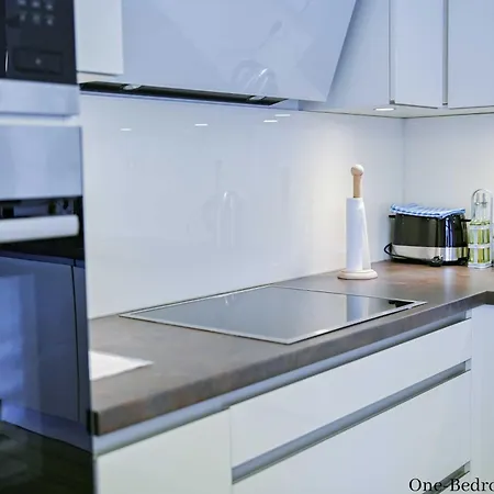 Luxury Sunset Apartments-free Parking Διαμέρισμα